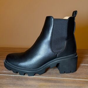 Steve Madden Black Ankle Booties
